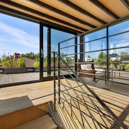 Hébergement de vacances Modern Industrial Dream With Sunny Rooftop Jar